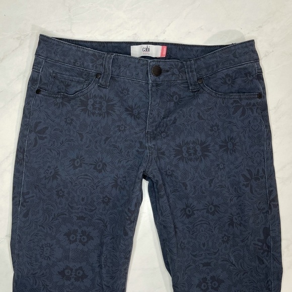 Cabi Blue Floral Lace Print Skinny Jeans Size 8 Artsy Preppy - Picture 4 of 8